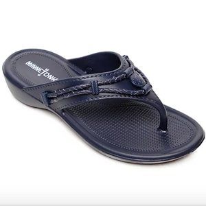 Minnetonka Thong Flip Flop Sandals - Silverthorne Prism Size 11